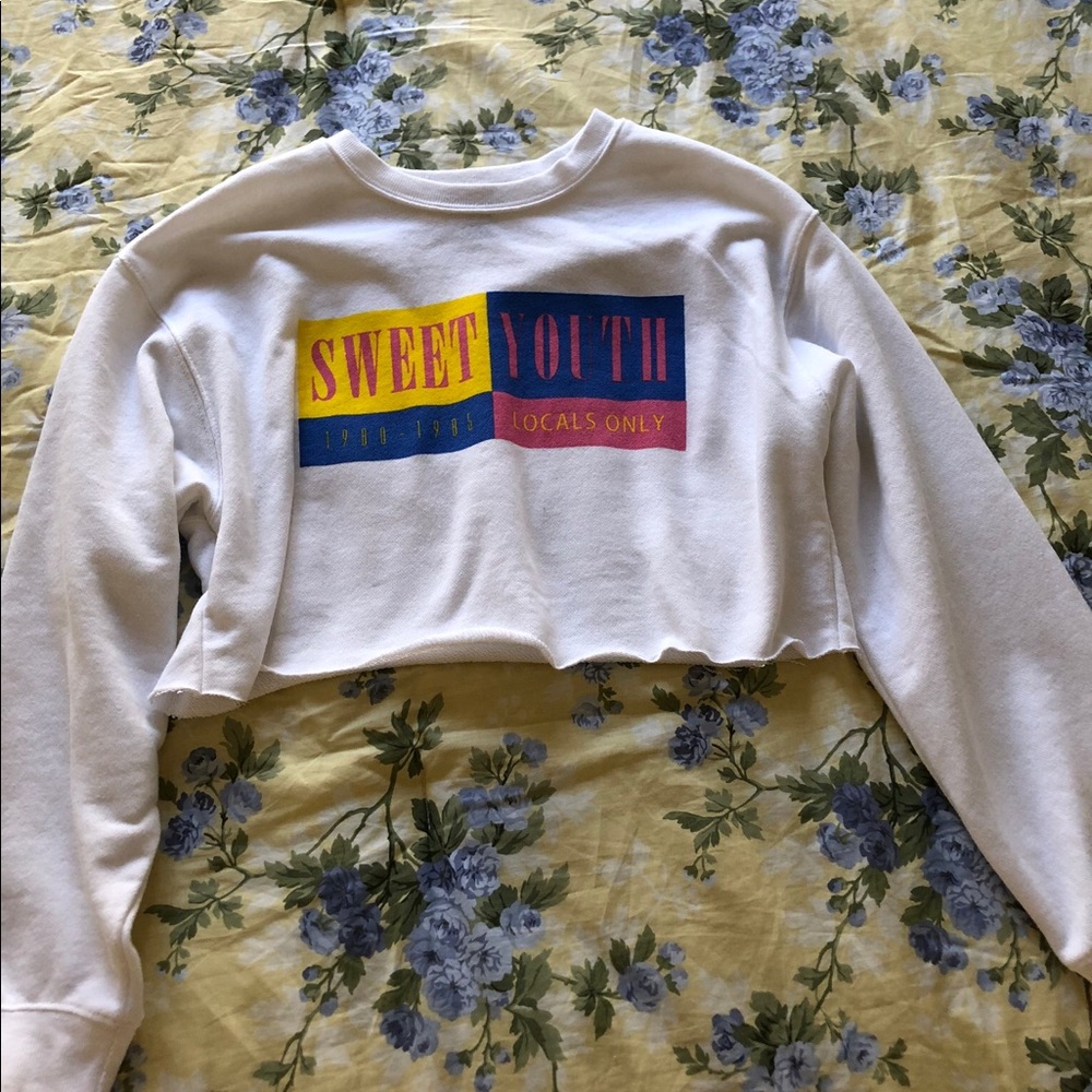 forever 21 cropped graphic sweatshirt small